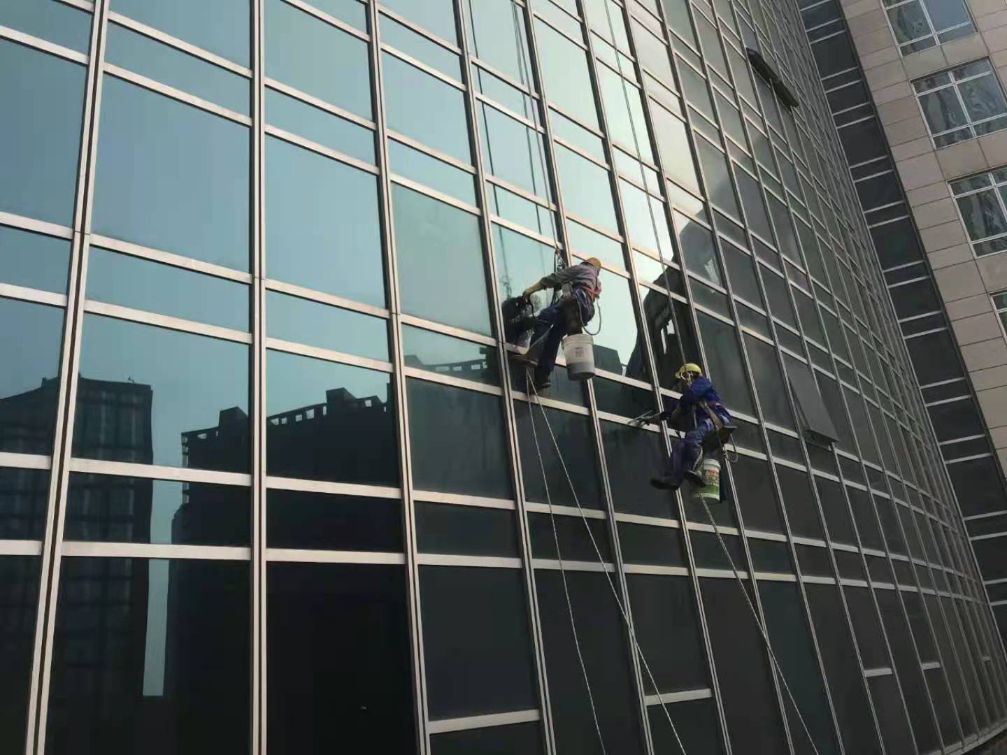 建設(shè)銀行廣告清洗